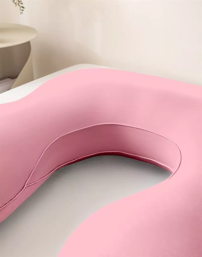 כרית הריון ויסקו מפנקת מבית B.k.import צבע ורוד